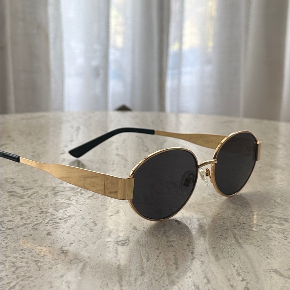 Gold and Black Round Sunglasses